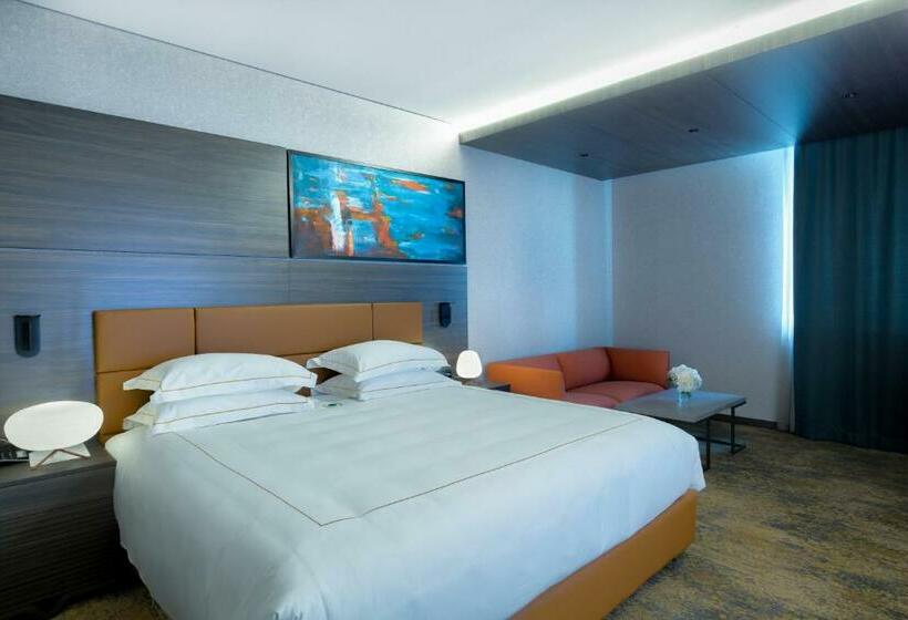 اتاق لوکس, Emerald