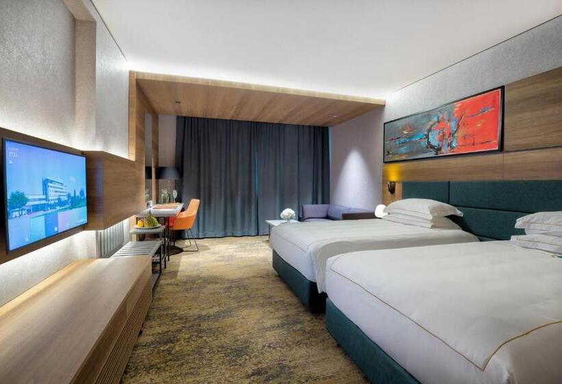 اتاق استاندارد, Emerald