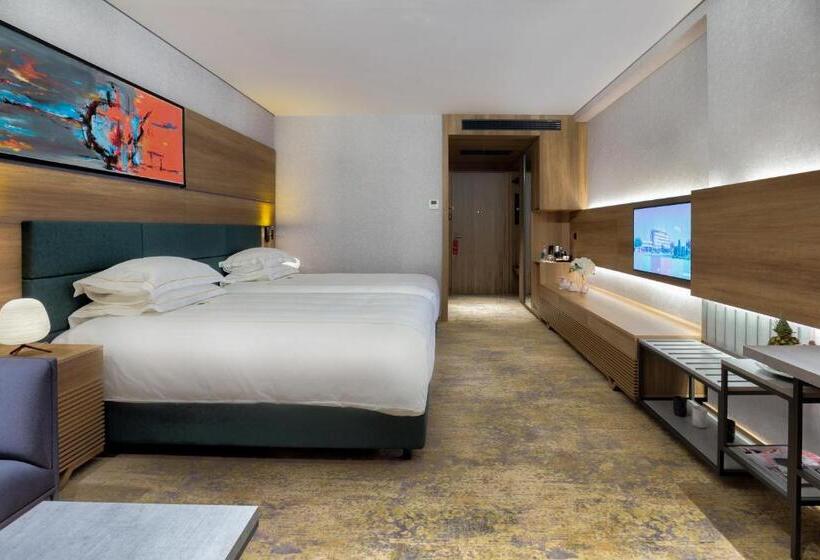 اتاق استاندارد, Emerald