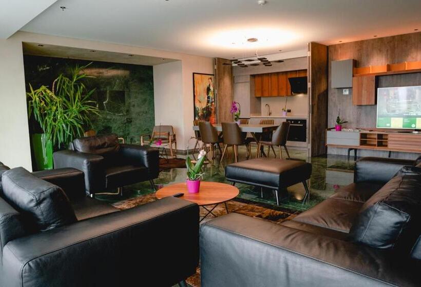 Präsidenten Suite, Emerald
