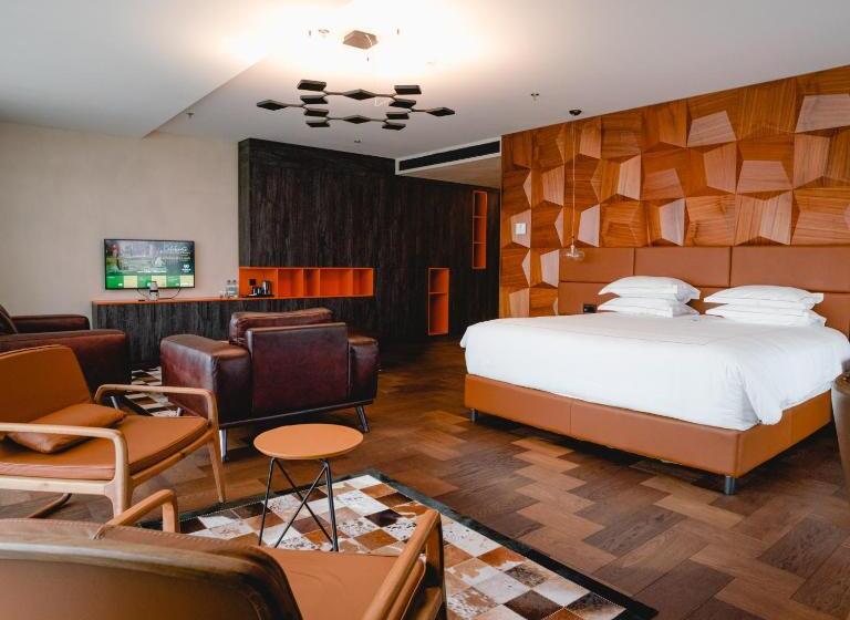 سوئیت پرزیدنت, Emerald