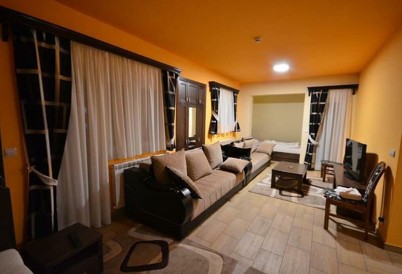 آپارتمان 1 خوابه, Lane