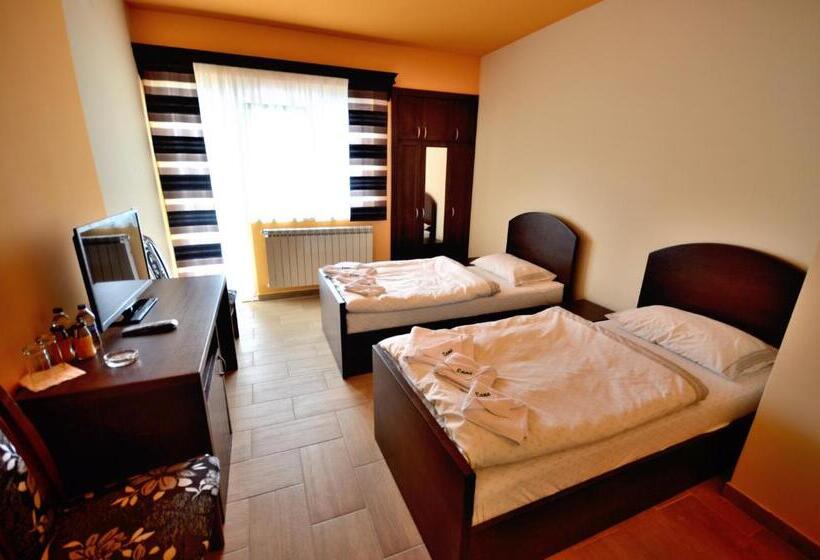 اتاق استاندارد, Lane