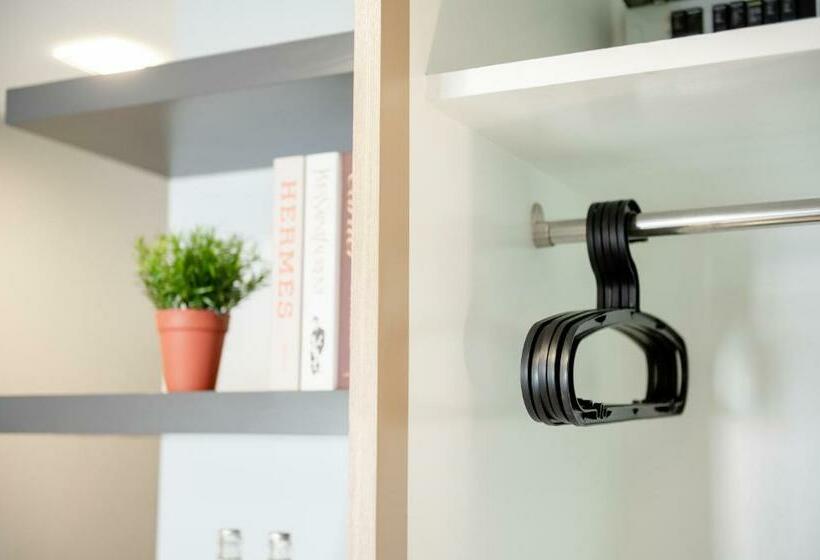 Номер Superior, Nap In Fest