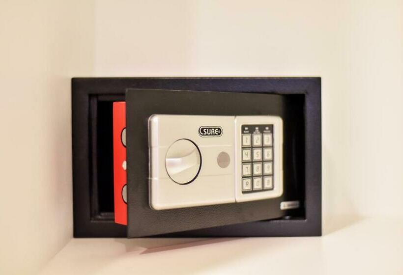 Номер Superior, Nap In Fest