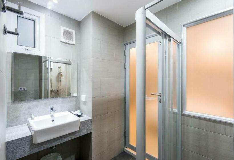 Номер Superior, Nap In Fest