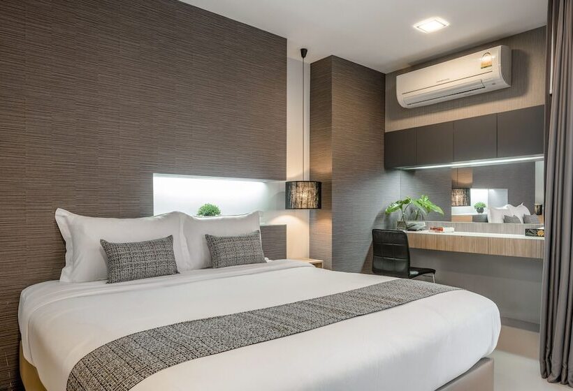 Номер Deluxe, Nap In Fest