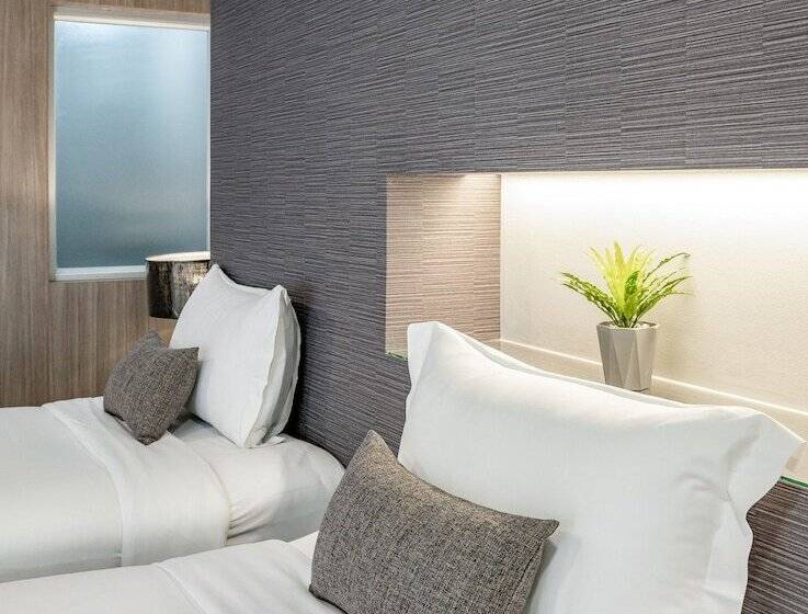 Номер Deluxe, Nap In Fest