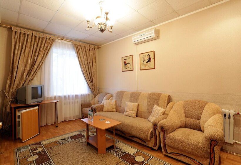 سوییت خانوادگی, Sovetskaya