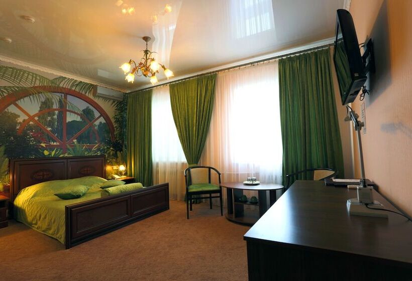 سوییت جونیور, Sovetskaya