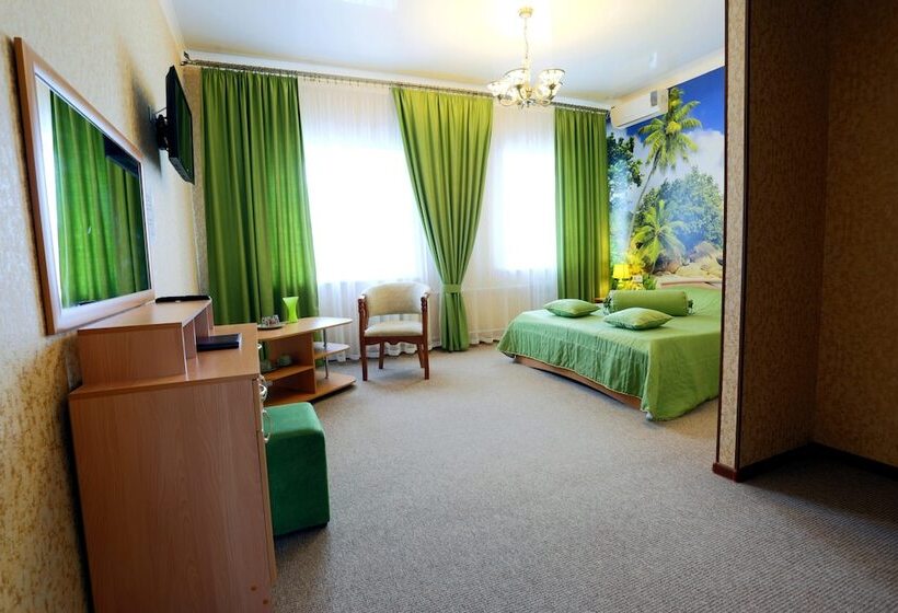 سوییت جونیور, Sovetskaya