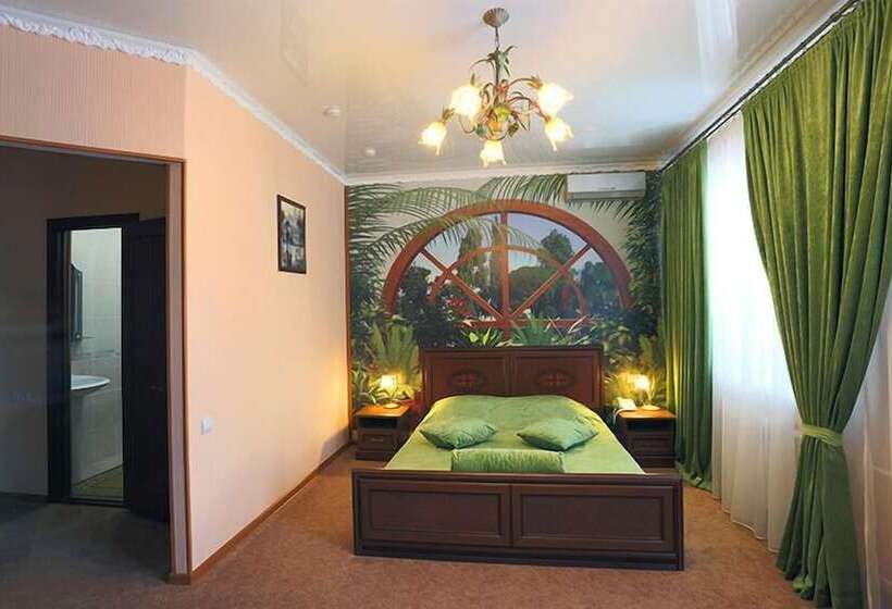 سوییت جونیور, Sovetskaya