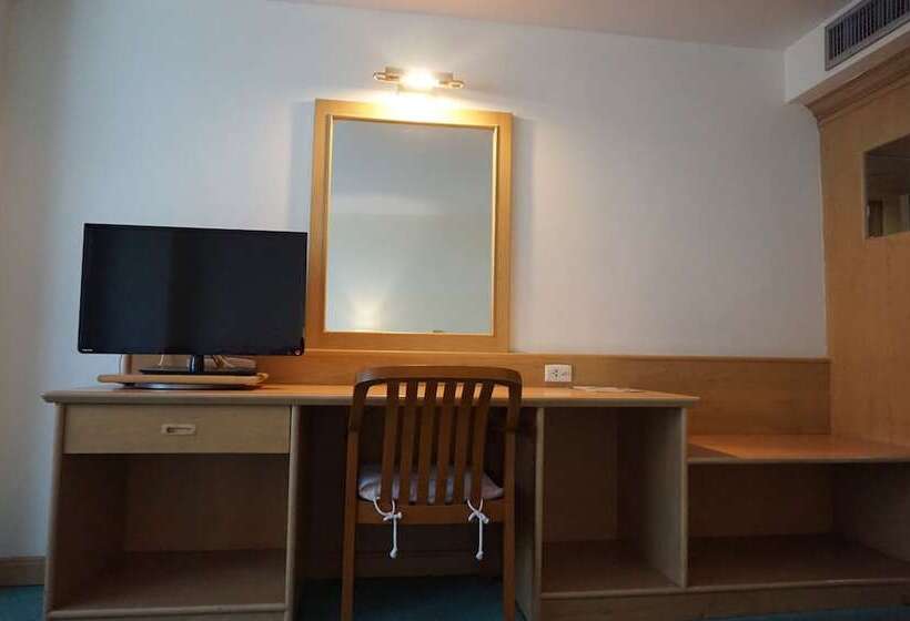 スーペリアールーム, The Majestic Sakon Nakhon