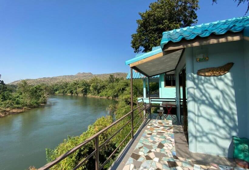Superior bungalow river view, Kwainoy Riverpark
