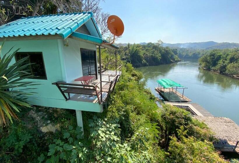Superior bungalow river view, Kwainoy Riverpark