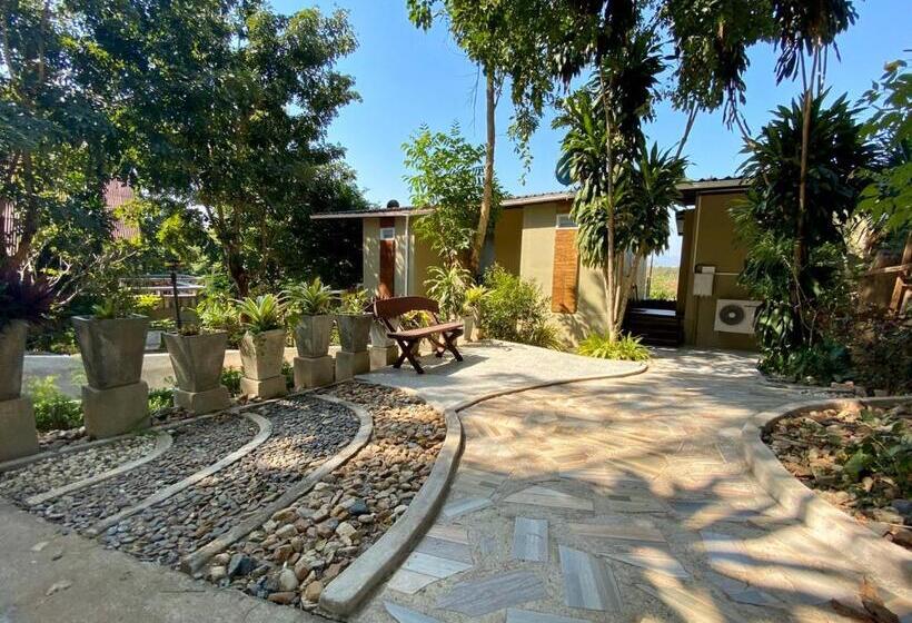 스탠다드 룸 킹사이즈 침대, Kwainoy Riverpark