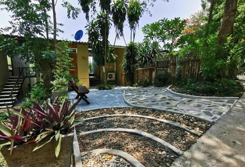 스탠다드 룸 킹사이즈 침대, Kwainoy Riverpark