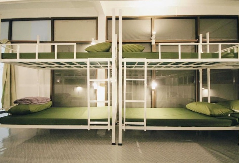 Cama em Quarto Compartilhado, Mint Hostel