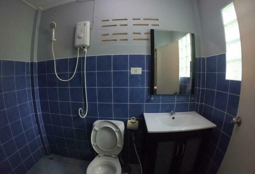 Négyágyas Deluxe Szoba, Cocoon Koh Chang