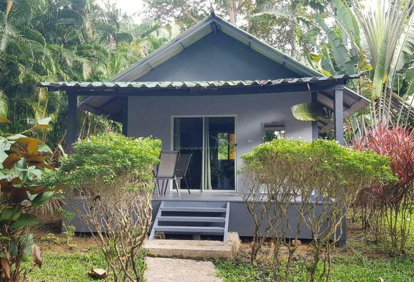 Négyágyas Deluxe Szoba, Cocoon Koh Chang