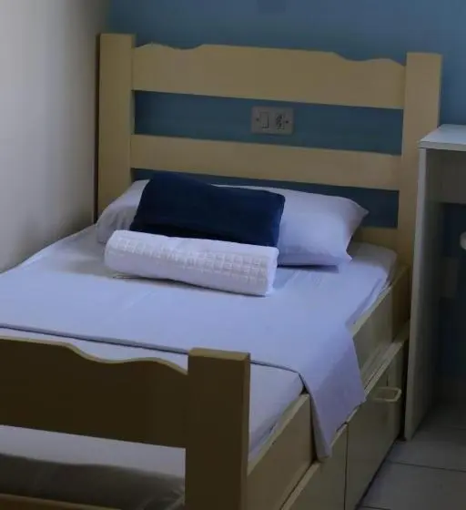 اتاق استاندارد سه تخته با سرویس بهداشتی مشترک, Star Hospedaria