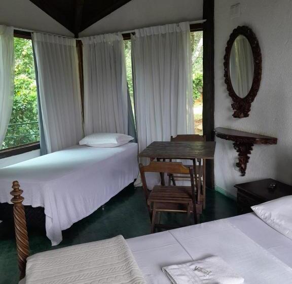 Suite, Pousada Canto Da Lua   Macacos 01