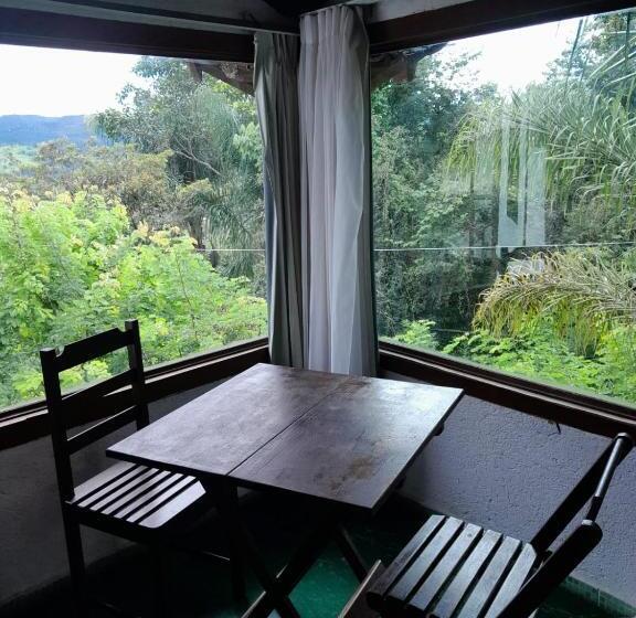 Suite, Pousada Canto Da Lua   Macacos 01