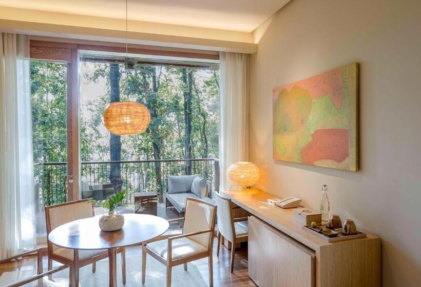 2间卧室的房子, Six Senses Vana   A Wellness Retreat