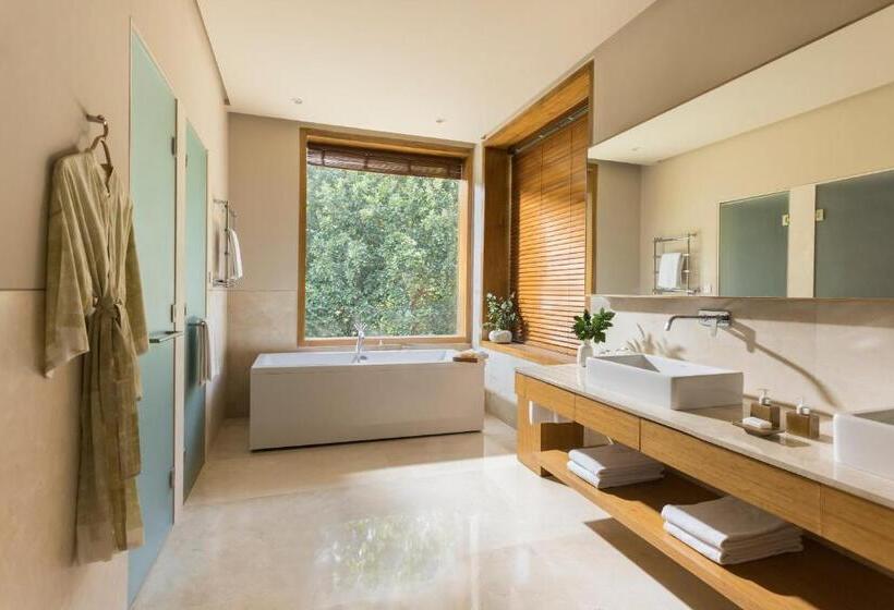 3间卧室的房子, Six Senses Vana   A Wellness Retreat