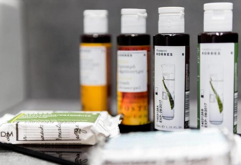 Junior Suite Interior, 360 Degrees