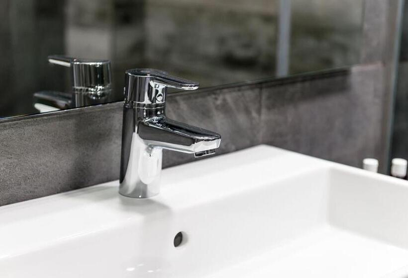 Junior Suite Interior, 360 Degrees