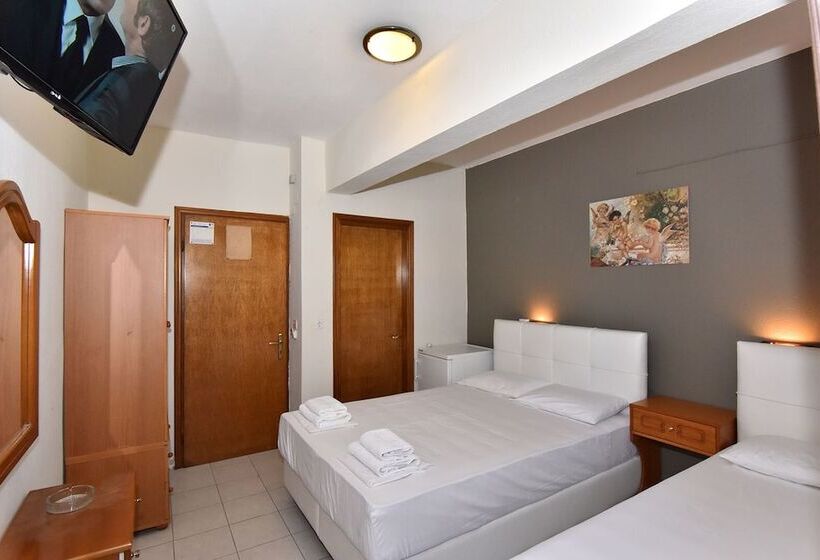 エコノミートリプルルーム, El Greco Beach