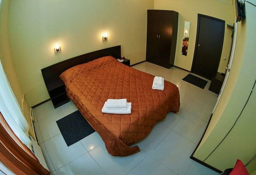 标准间, Bridge Inn