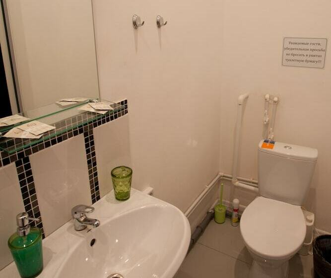 标准间, Bridge Inn