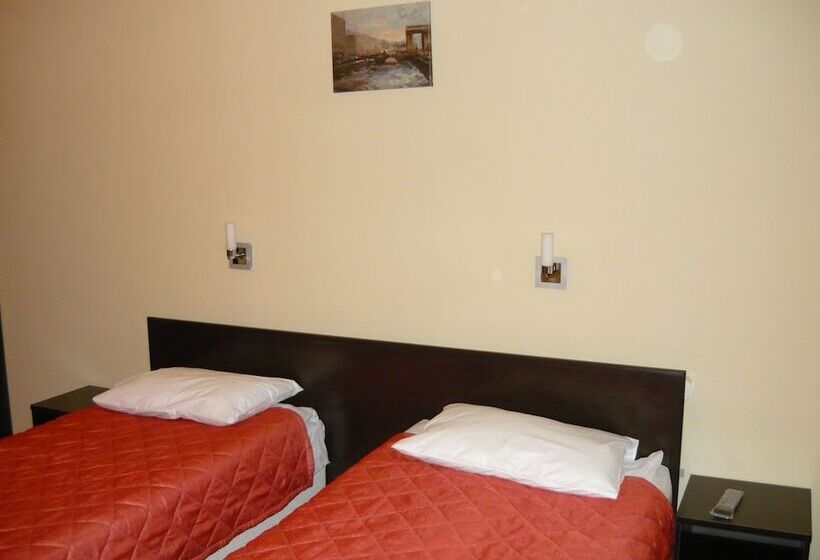 标准间, Bridge Inn