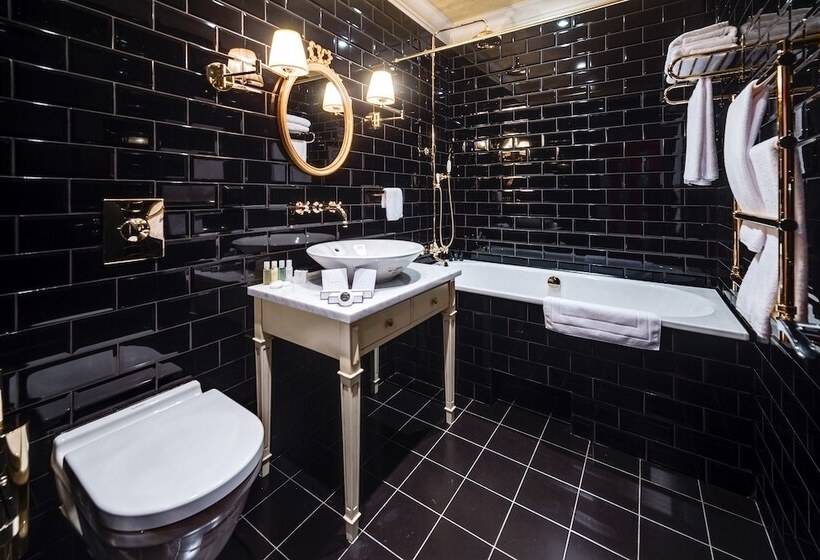 家庭间, Dom Boutique Hotel By Authentic Hotels