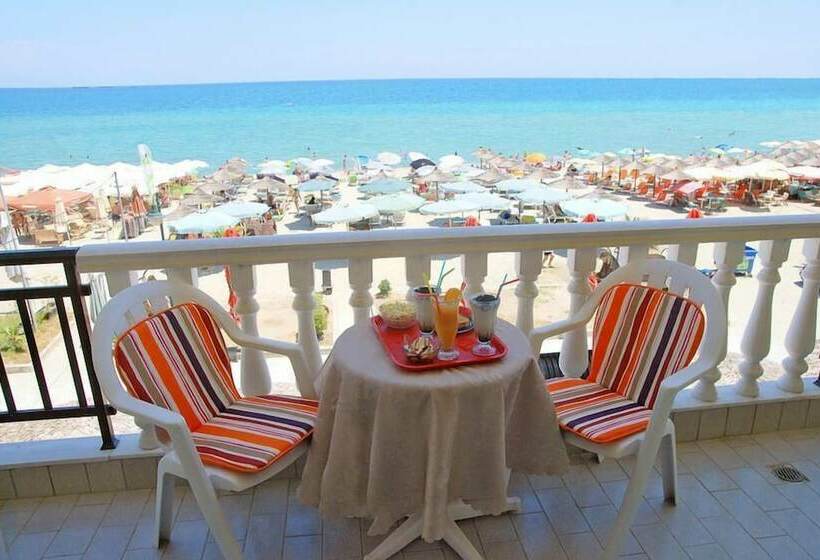 オーシャンビュースタンダードルーム, El Greco Beach