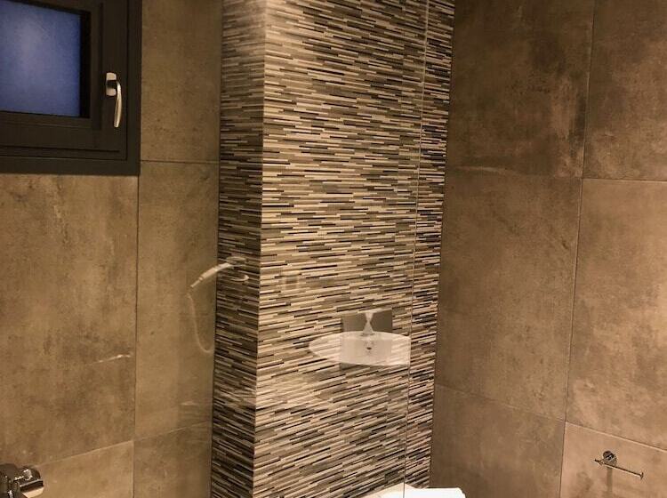 חדר דלוקס, Filoxenia Studios