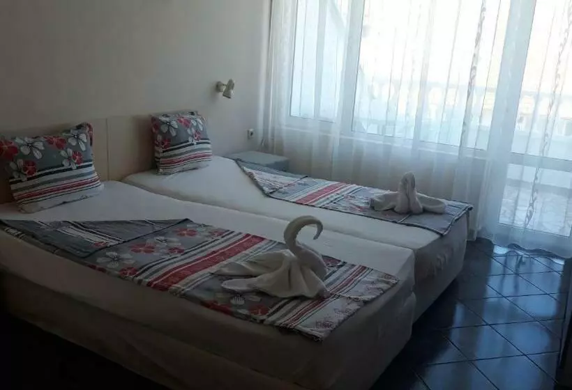 Standard-huone Merinäkymä, Orion Guest House