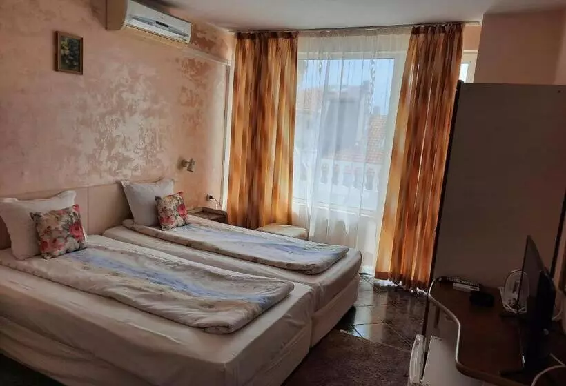 Standard-huone Parveke, Orion Guest House