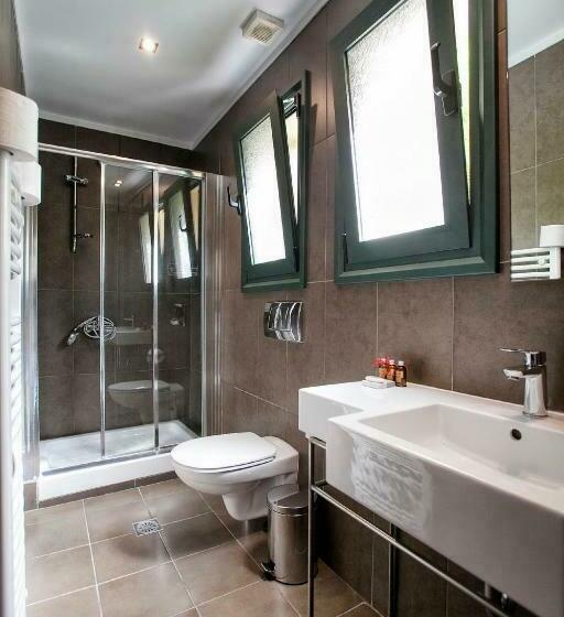 סוויטת ג'וניור אקזקיוטיב, Rigas Boutique