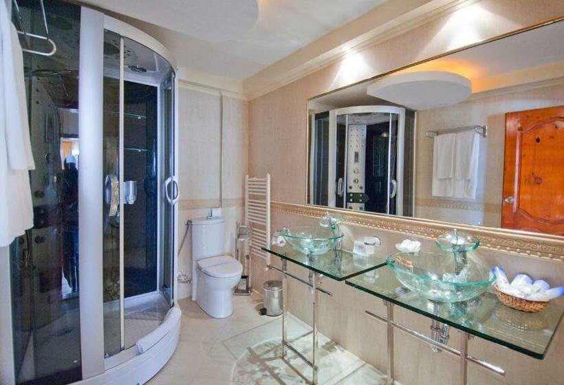 Апартаменты 1 Спальня Вид на Море, Villa List