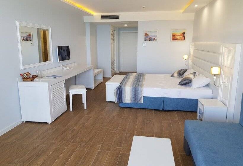 Номер Deluxe Вид на Море, Villa List