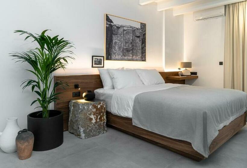 סוויטה דלוקס, Ikaros Suites