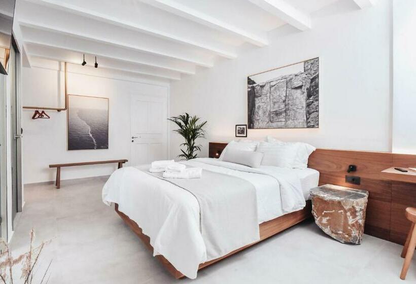 סוויטה דלוקס, Ikaros Suites