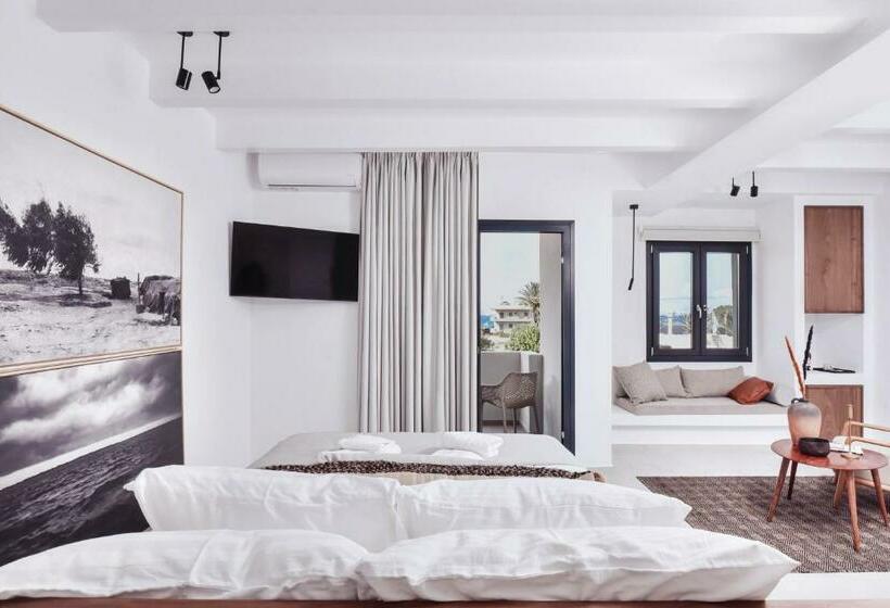 Люкс Superior, Ikaros Suites