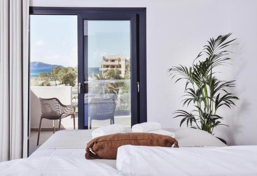 סוויטת סופריור, Ikaros Suites