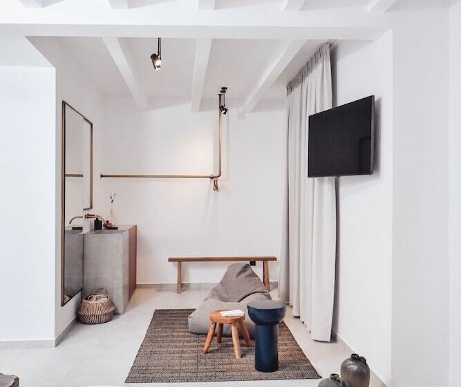 Люкс Superior, Ikaros Suites