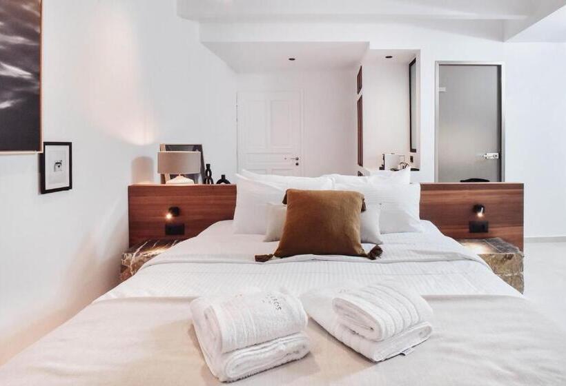 סוויטת סופריור, Ikaros Suites