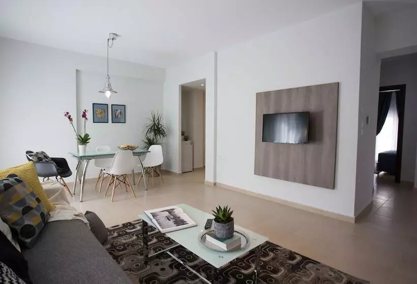 آپارتمان لوکس 2 خوابه, Polis Apartments